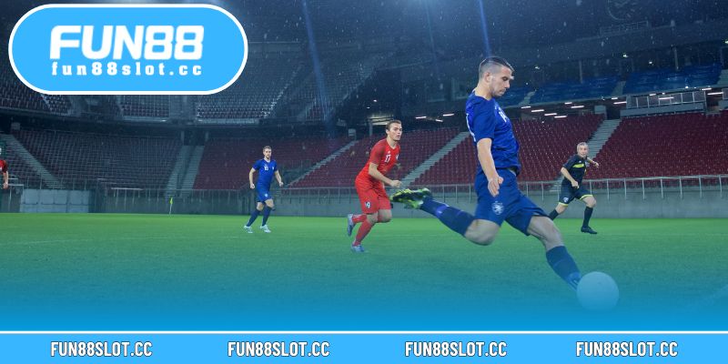 Kèo Ném Biên Tại Fun88 Thách Thức Chiến Thuật Bóng Đá 4 Hiểu luật, phân tích dữ liệu và quản lý vốn thông minh khi cược ném biên